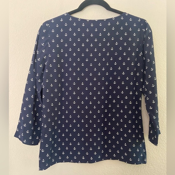 J Crew Women’s Sz 2P Blouse Blue Anchor 3/4 Sleeve Silk Button Shoulder coastal - Picture 2 of 4